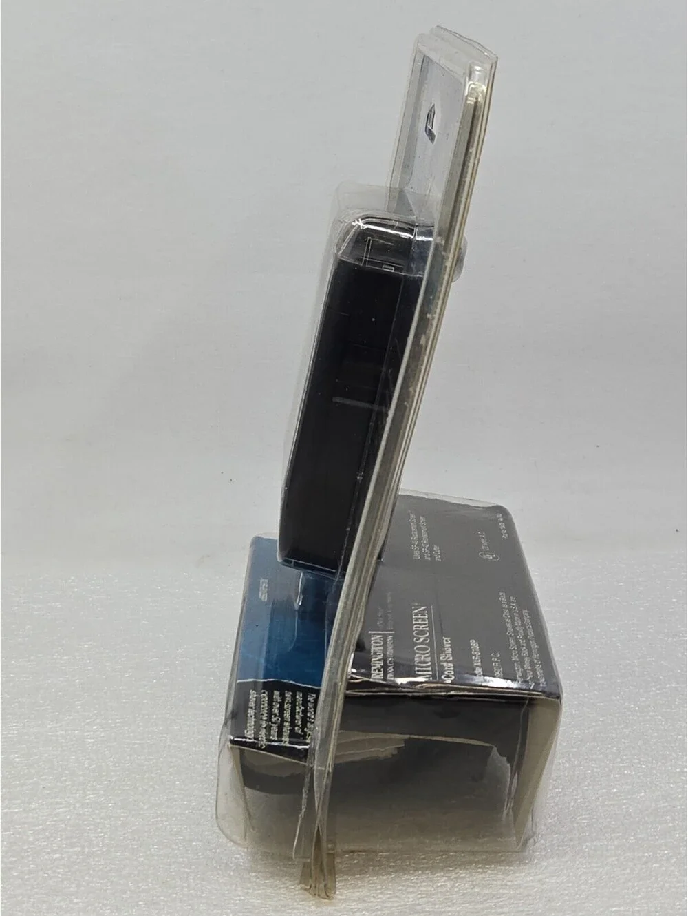 Vintage Remington Micro Screen Cord Shaver XLR-810BP Made In USA NOS